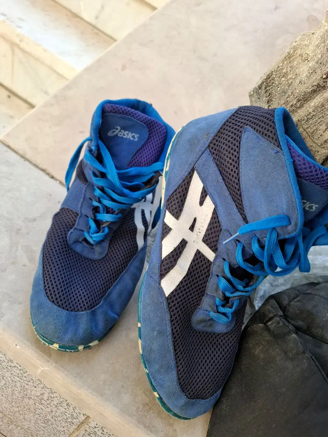 کفش کشتی اسیکس درجه یک|کیف، کفش، کمربند|قهدریجان, |دیوار