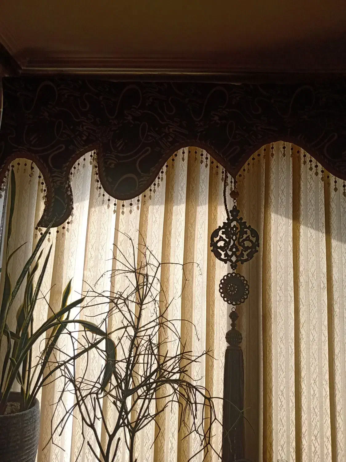 پرده|پرده، رانر، رومیزی|قدس, شهر‌قدس|دیوار