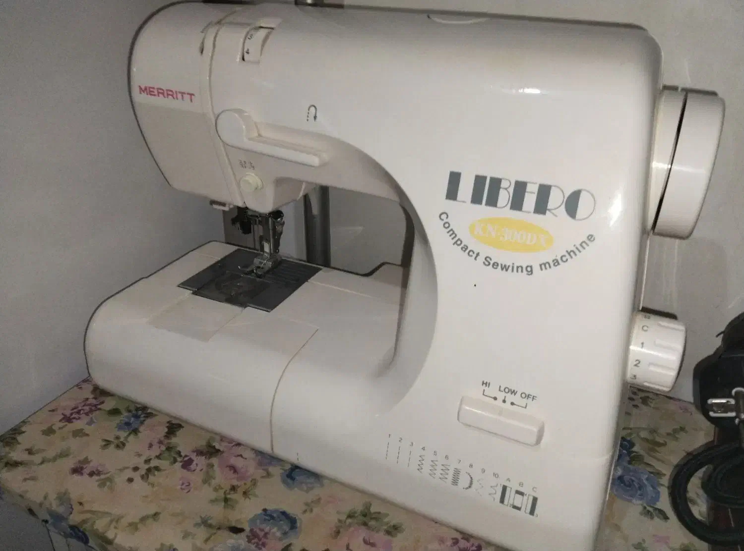 چرخ خیاطی|چرخ خیاطی و ریسندگی|تربت‌حیدریه, باغ سلطانی|دیوار