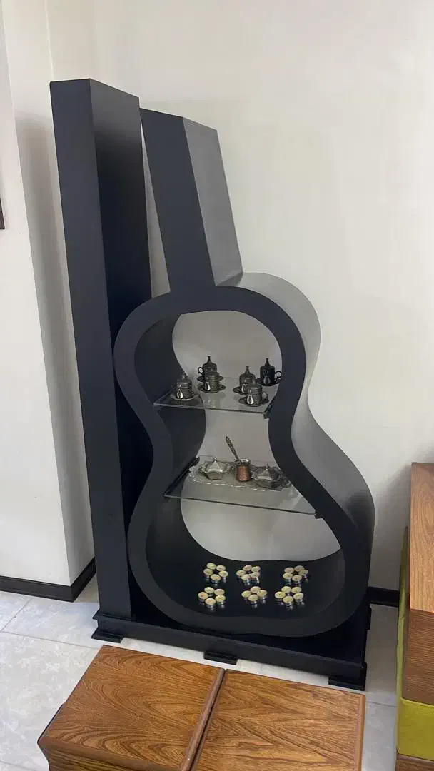 دکوری طرح گیتار|کتابخانه، شلف، قفسه‌های دیواری|ساری, |دیوار