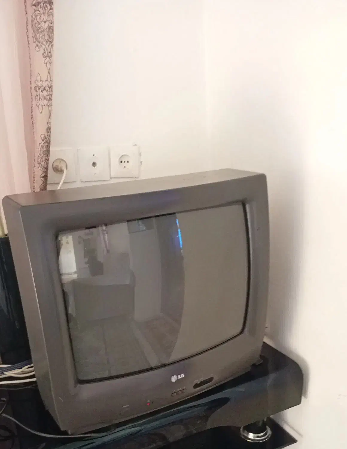 تلویزون ۲۱ اینج مارک الجی تمیز مرتب سالم|تلویزیون و پروژکتور|قوچان, |دیوار