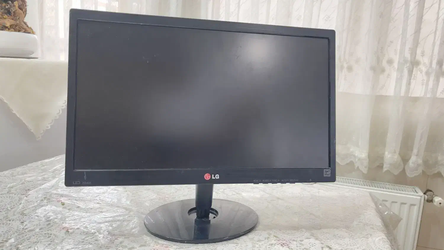 مانیتور 20|قطعات و لوازم جانبی رایانه|مشهد, سناباد|دیوار