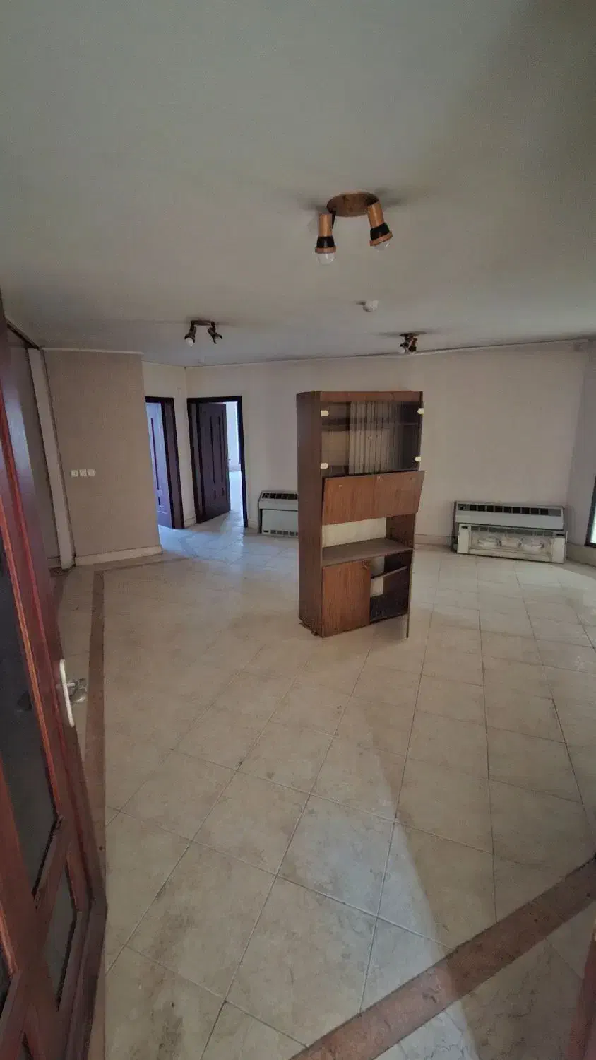 اجاره واحد اداری ۱۰۰ متری ۲ اتاق شمس آبادی اصفهان|اجارهٔ دفتر کار، اتاق اداری، مطب|اصفهان, شاهزاده ابراهیم|دیوار