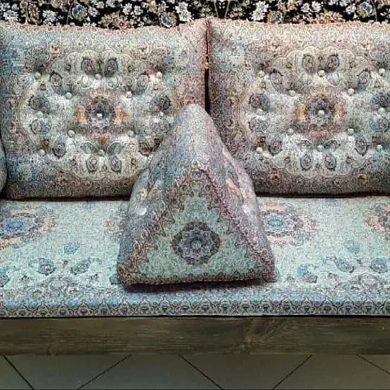 پشتی سنتی|پشتی|کرج, ساسانی (قلمستان)|دیوار