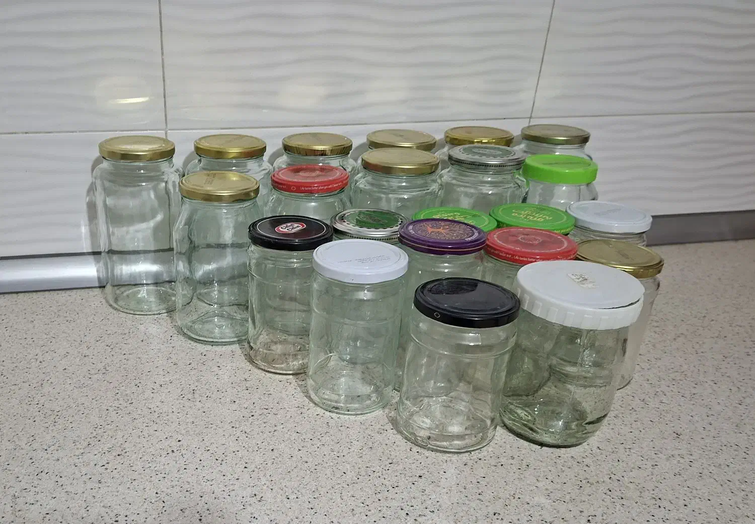 ظروف نگهدارنده|ظروف نگهدارنده، پلاستیکی، یک‌بارمصرف|اصفهان, درب کوشک|دیوار