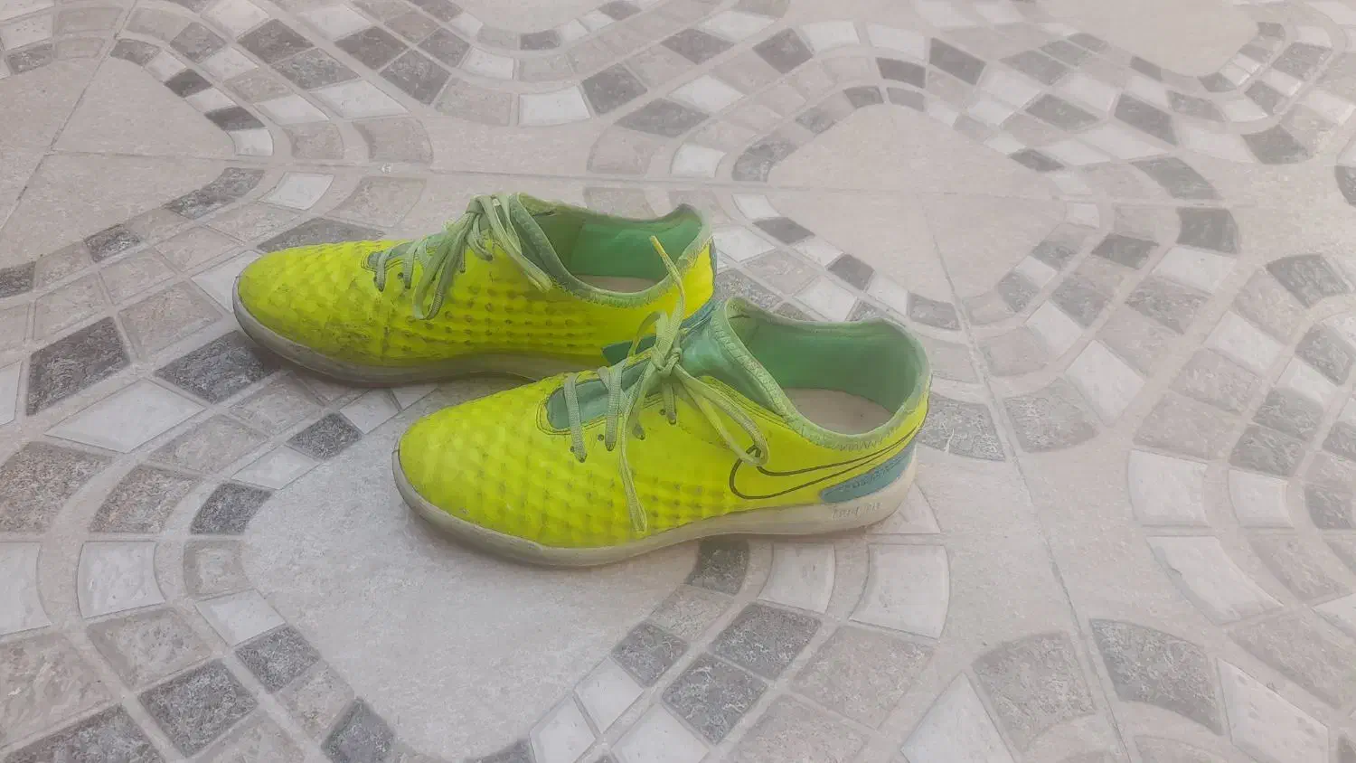 کفش سالنی|تجهیزات ورزشی|ارومیه, |دیوار