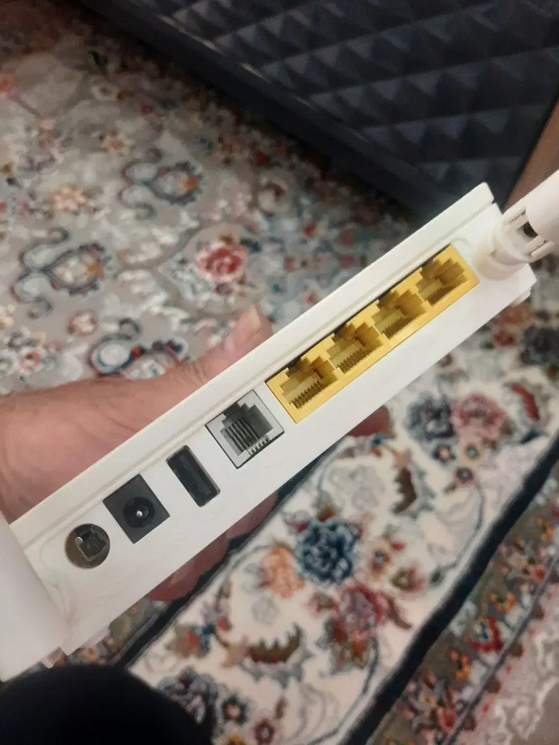 مودم روتر فیبر نوری  اکبند و به برق نخورده   wifi|مودم و تجهیزات شبکه|اندیشه, اندیشه فاز ۱|دیوار