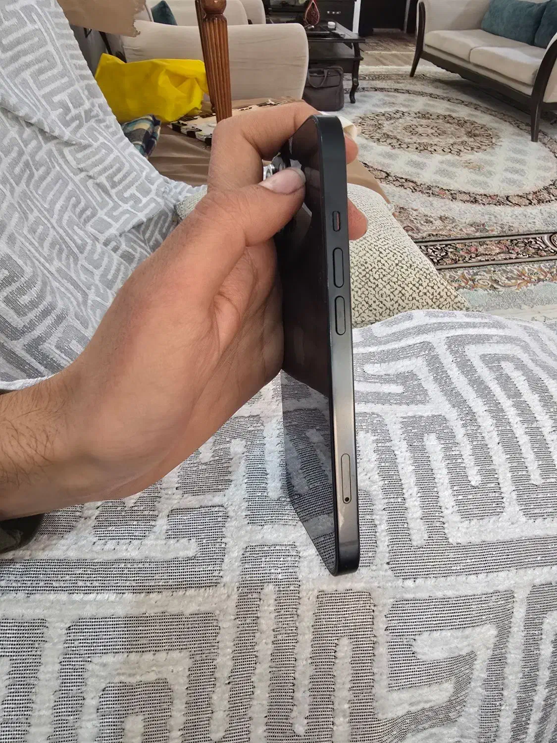 اپل آیفون ۱۳ ۱۲۸ گیگ نرمال مشکی باطری ۸۵|موبایل|قم, بنیاد|دیوار