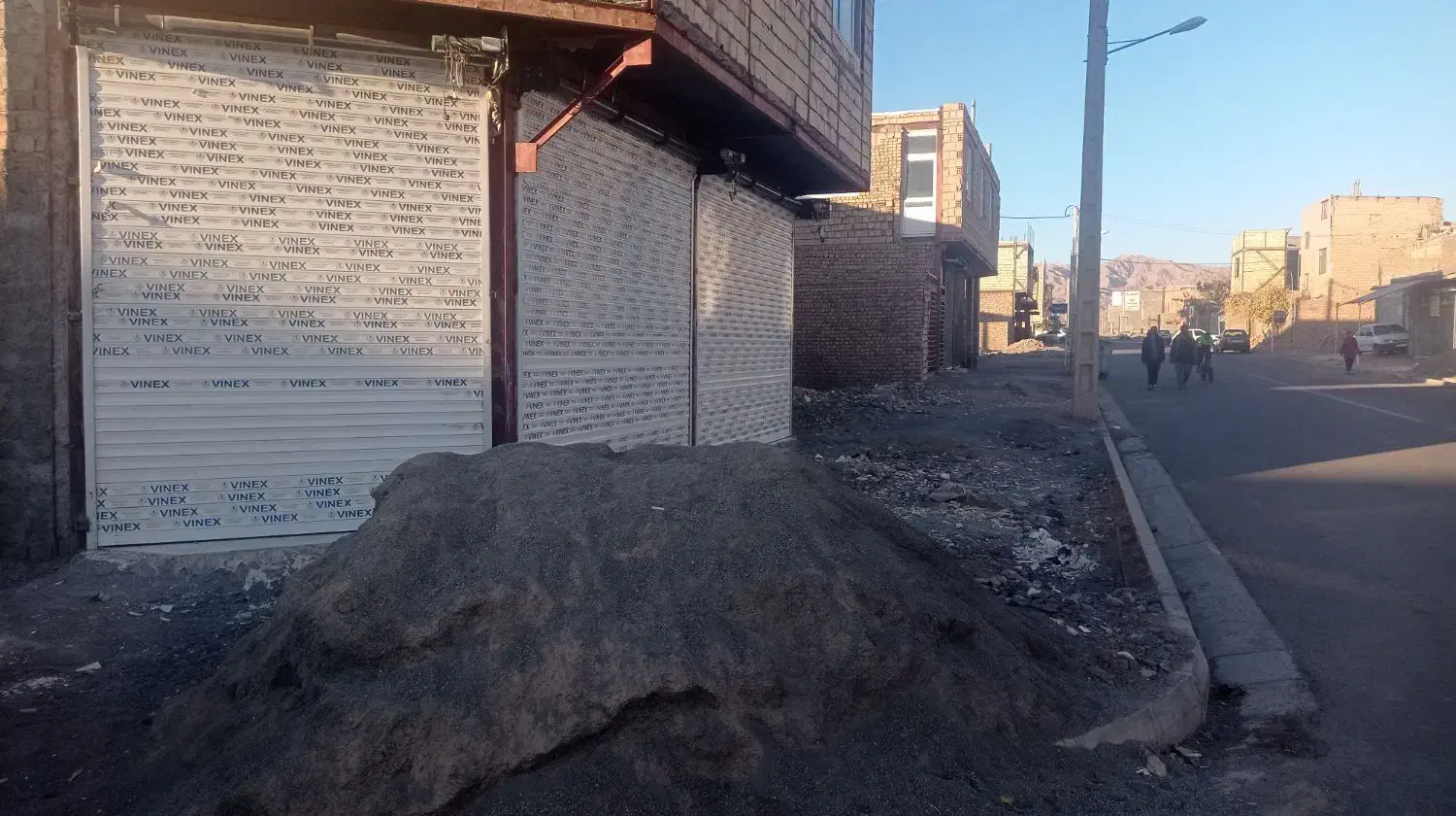 مغازه دونبش حاجی آباد نبش ولایت 5|اجارهٔ مغازه و غرفه|بیرجند, |دیوار