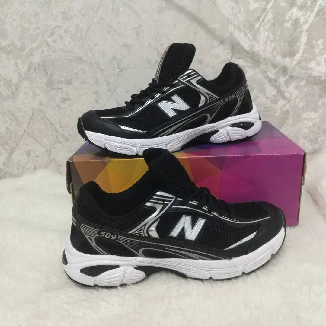 فروش کتونی های نیوبالانس ۱۰۶۴و۵۰۹|کیف، کفش، کمربند|صباشهر, |دیوار