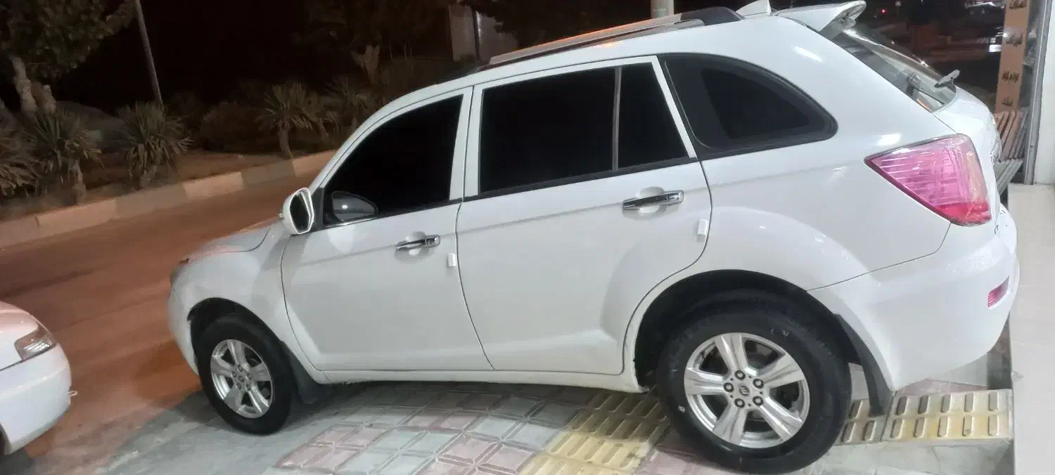 لیفان X60مدل ۹۲ بی رنگ ۱۸۰تاکار خونگی اصفهان|خودرو سواری و وانت|پیر بکران, |دیوار