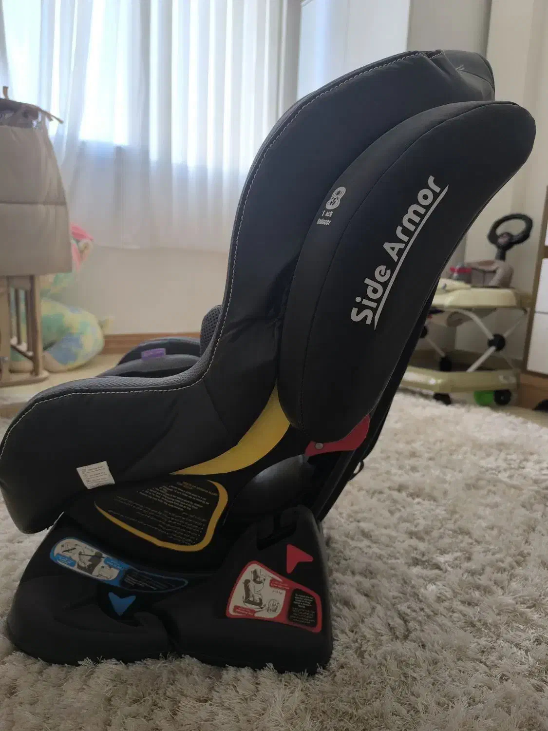 صندلی ماشین کاملا نو|اسباب و اثاث بچه|اندیشه, شهرک کوثر|دیوار