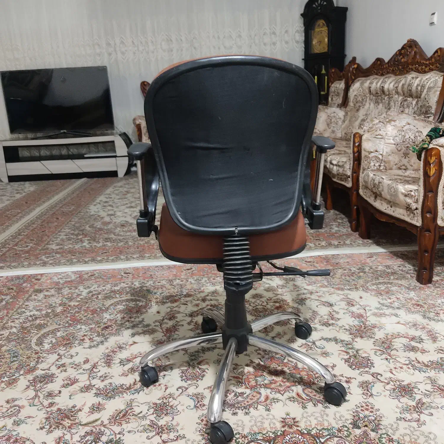 صندلی چرخدار|صندلی و نیمکت|سنندج, |دیوار