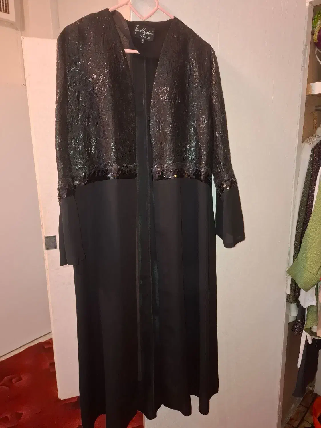 مانتوشلوارکیف کفش شومیزهمگی نوودرحدنوهستن|لباس|شاهین‌شهر, خبرنگار|دیوار