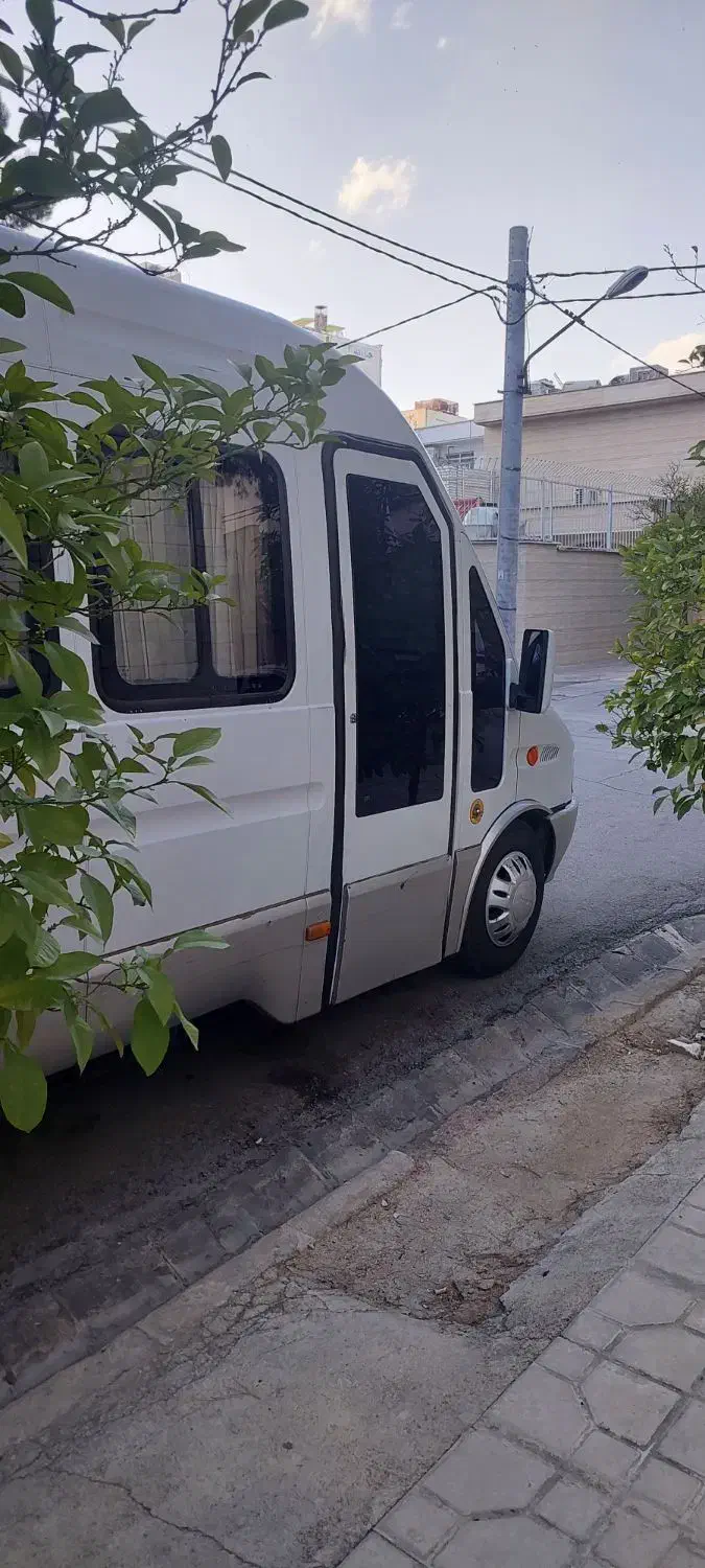 مینی بوس اویکو آ۵۰ مدل ۸۸|خودرو سنگین|شیراز, شهرک پرواز|دیوار