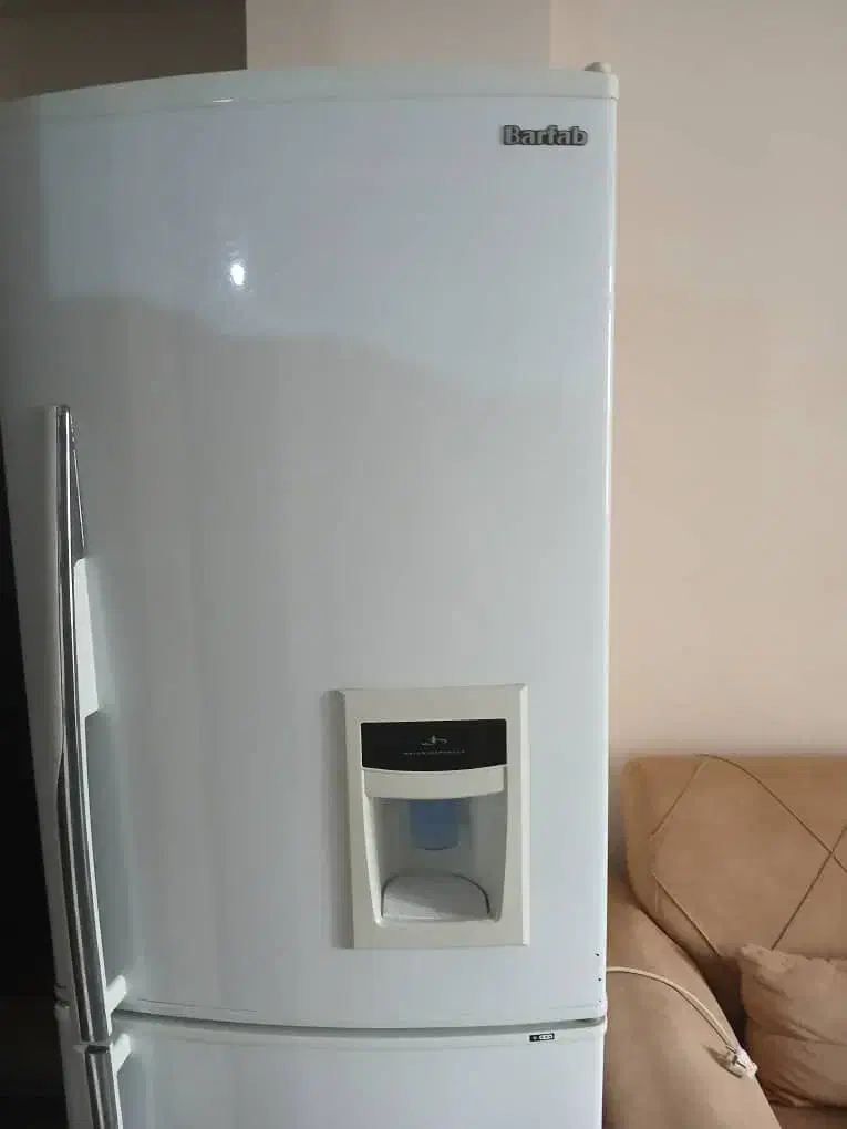 یخچال فریزر سالم در حد نو|یخچال و فریزر|فولادشهر, مسکن مهر فولادشهر|دیوار