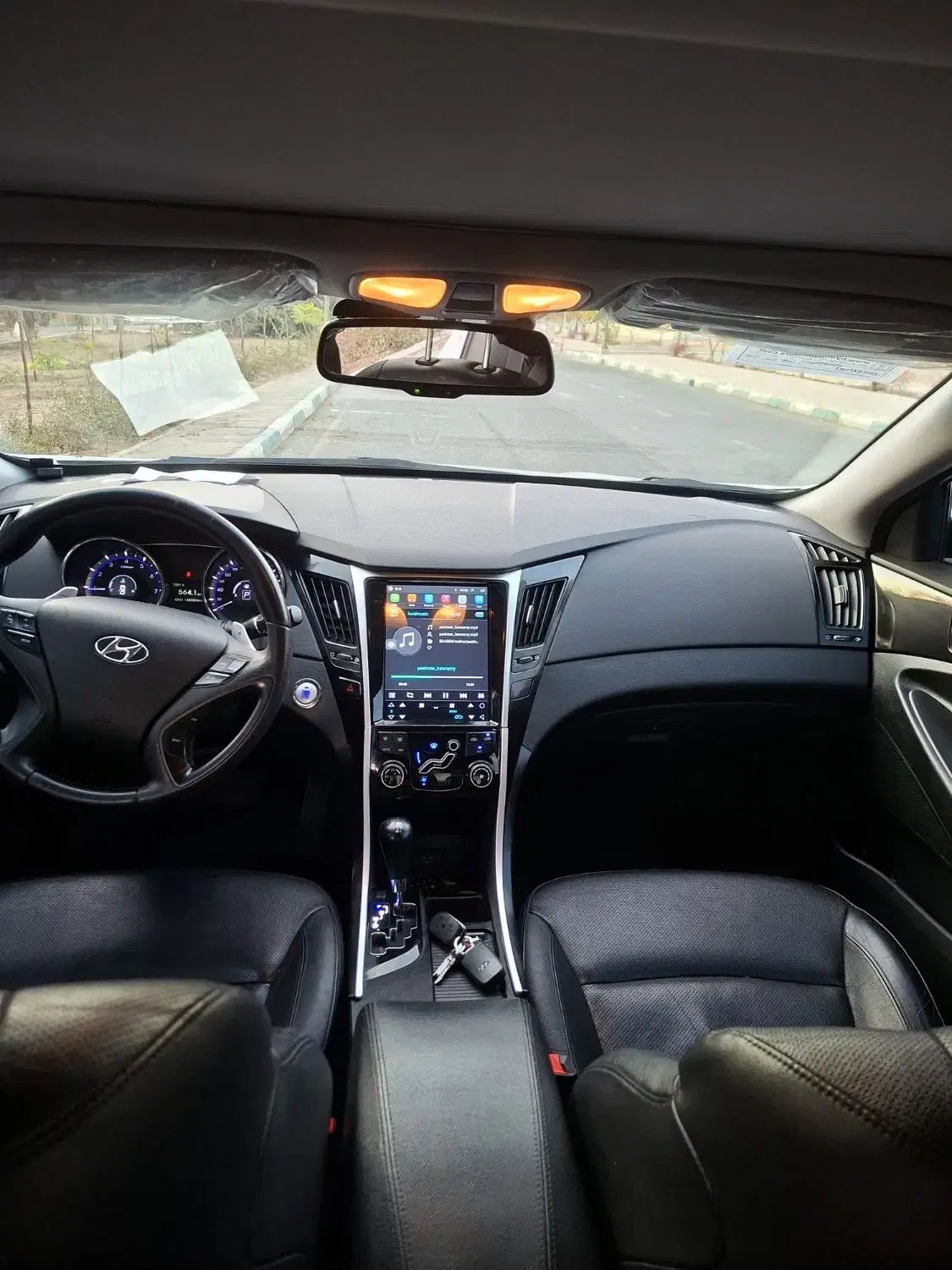 سوناتاyfمدل2012بیرنگ کم کار|خودرو سواری و وانت|تهران, زیبادشت|دیوار