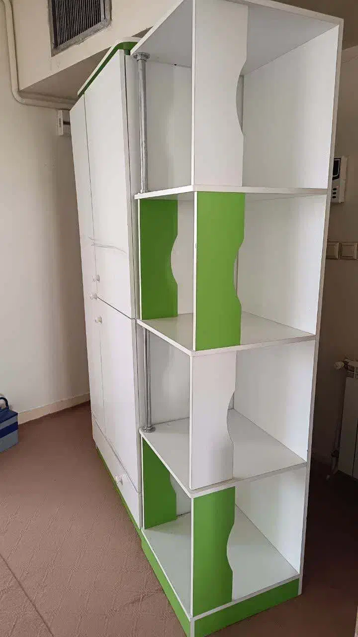 تخت و کمد|تخت و سرویس خواب|مهاجران, |دیوار