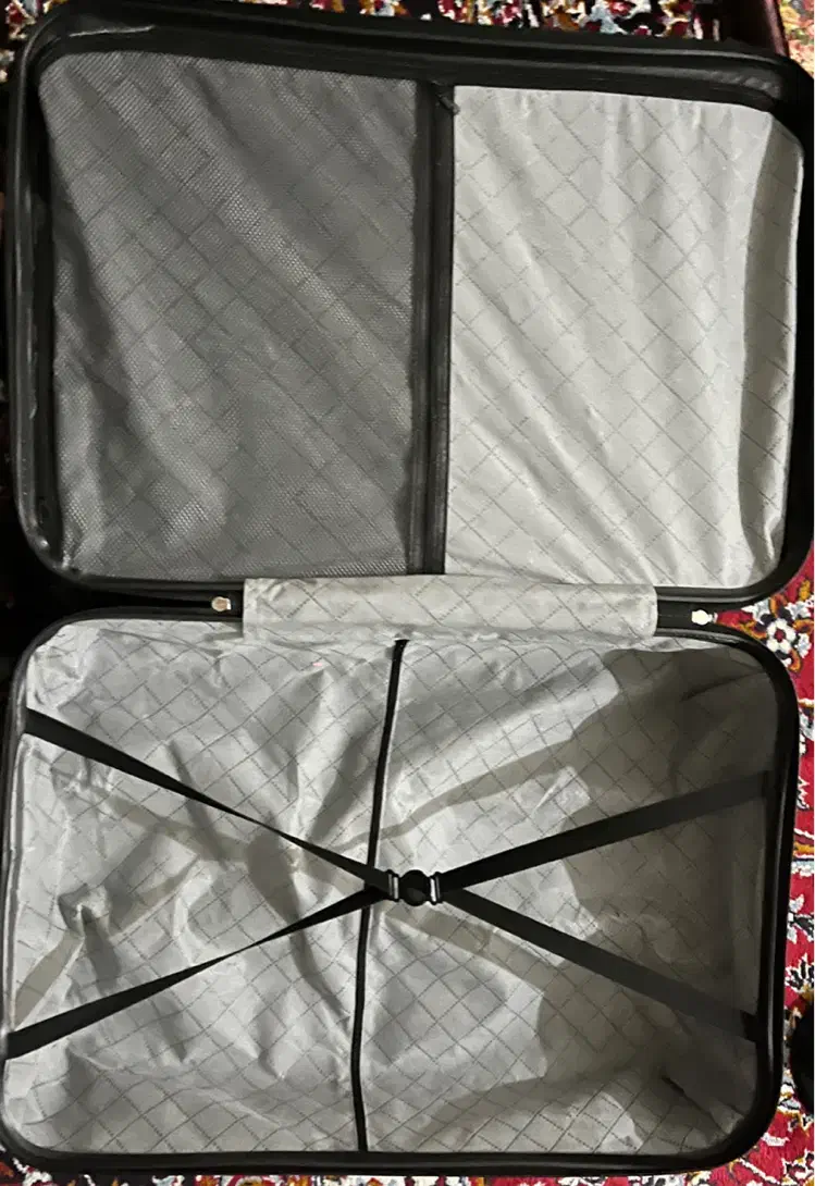 چمدان تمیز سایز بزرگ|کیف، کفش، کمربند|بندر ماهشهر, |دیوار