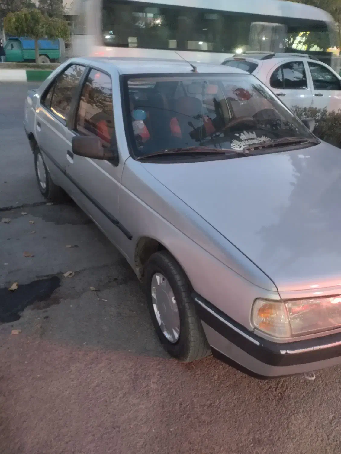 پژو نقره‌ای مدل 84 بسیار تمیز|خودرو سواری و وانت|اراک, |دیوار