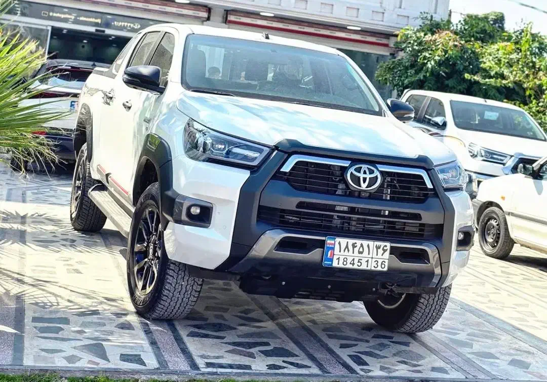 فیس تویوتا هایلوکس اد ونچر|قطعات یدکی و لوازم جانبی|سقز, |دیوار