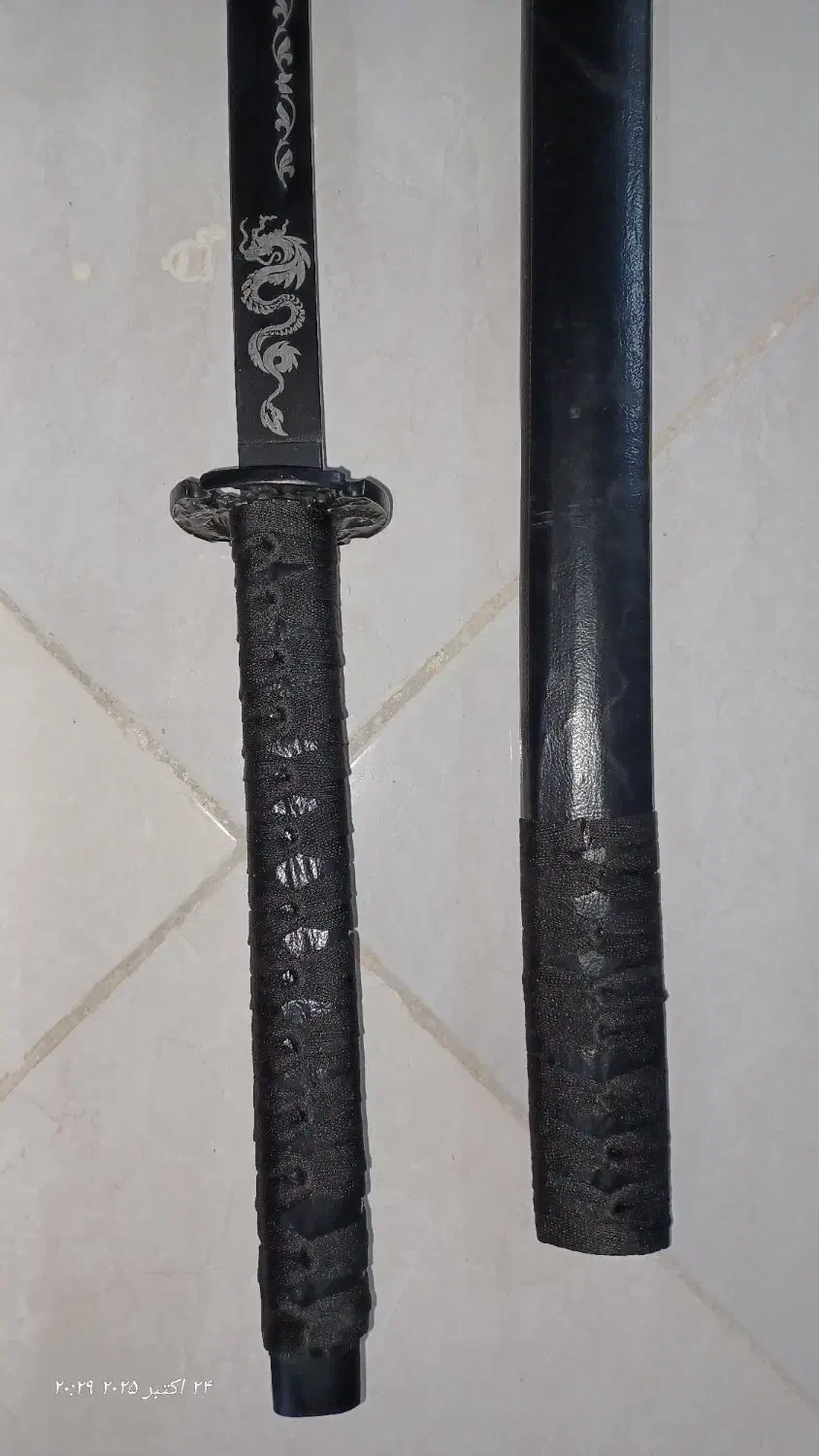 شمشیر کاتانا فولادی|کلکسیون اشیاء عتیقه|مشهد, هدایت|دیوار