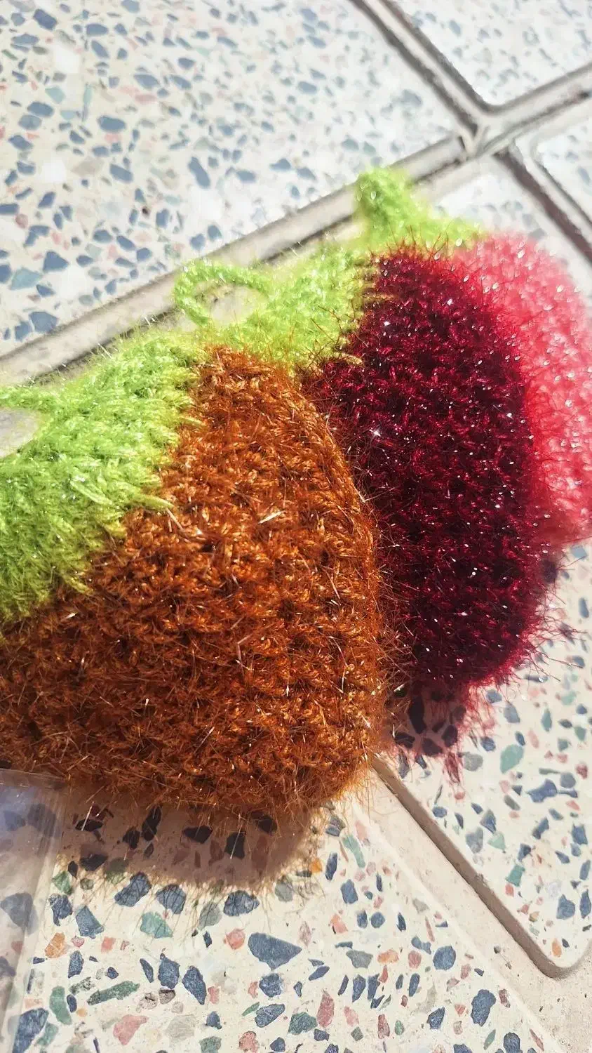 اسکاج توت فرنگی|لوازم نظافت|یزد, |دیوار