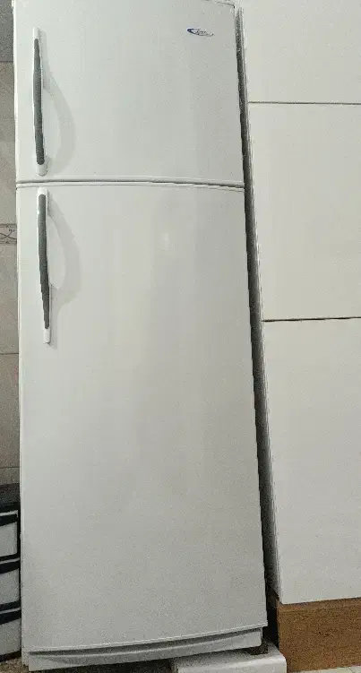 یک عدد یخچال تمیز|یخچال و فریزر|قم, نیروگاه|دیوار