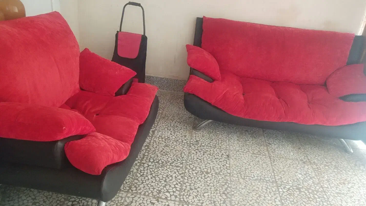 مبل 3 نفره|مبلمان خانگی و میز عسلی|رشت, سلیمانداراب|دیوار