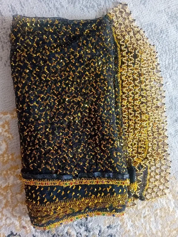 فروش فوری لیسی و لباس ست با شلوار|لباس|میناب, |دیوار