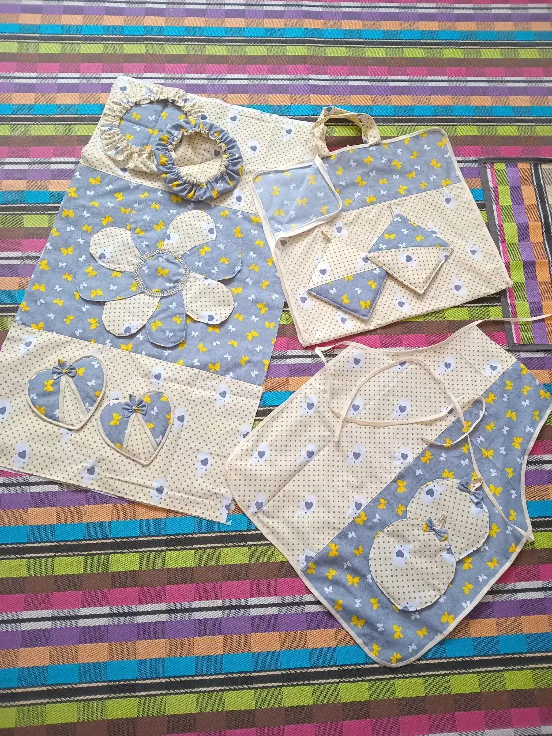 سرویس آشپزخانه|سفره، حوله، دستمال آشپزخانه|بیرجند, |دیوار