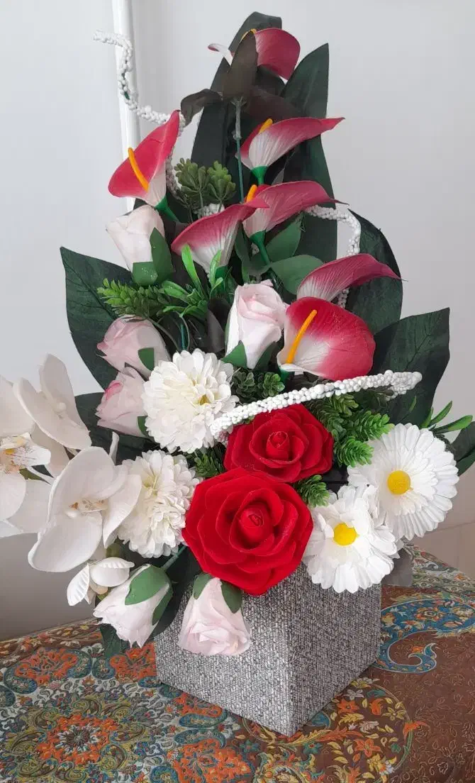 دسته گل|گل مصنوعی|گناباد, |دیوار