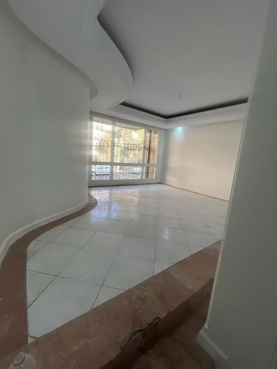 ۱۰۵متر دو خوابه حیاط اختصاصی و شبیه ب خونه ی کودکی