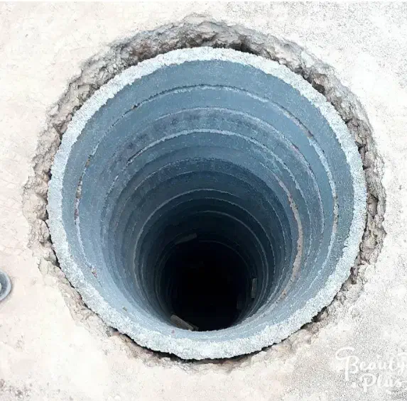 کندن‌چاه‌ آب،بیر.کندن چاه بصورت دستی.|خدمات پیشه و مهارت|بانه, |دیوار