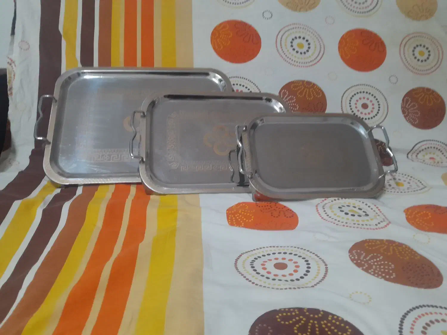 سینی پذیرایی استیل سرویس سه تایی تولیدی یادگار|ظروف سرو و پذیرایی|تهران, وحیدیه|دیوار