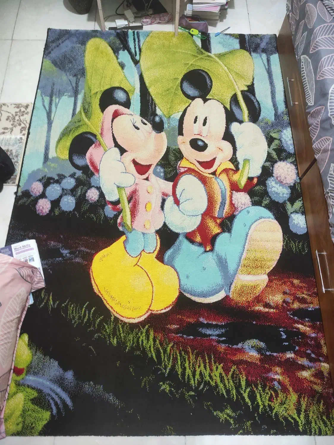 فرش فانتزی ۴ متری عروسکی در حد نو بدون ایراد|فرش|گلستان (تهران), |دیوار