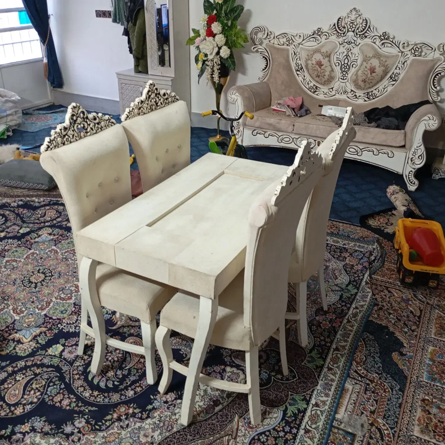 میز نهار خوری|میز و صندلی غذاخوری|تربت‌حیدریه, منظر|دیوار