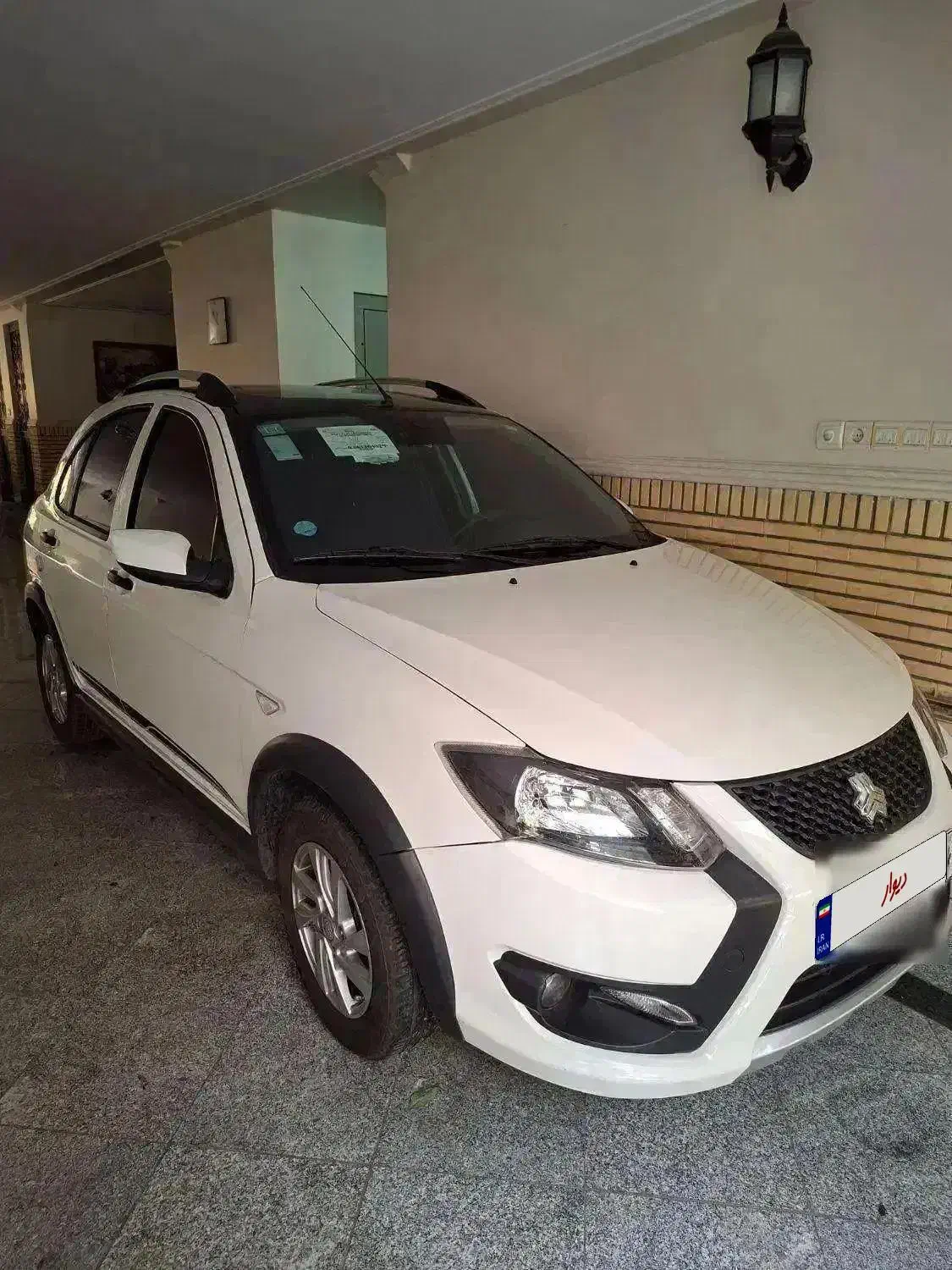 کوئیک gxrl سفید مشکی بی رنگ در حد فوری|خودرو سواری و وانت|قم, زنبیل آباد|دیوار