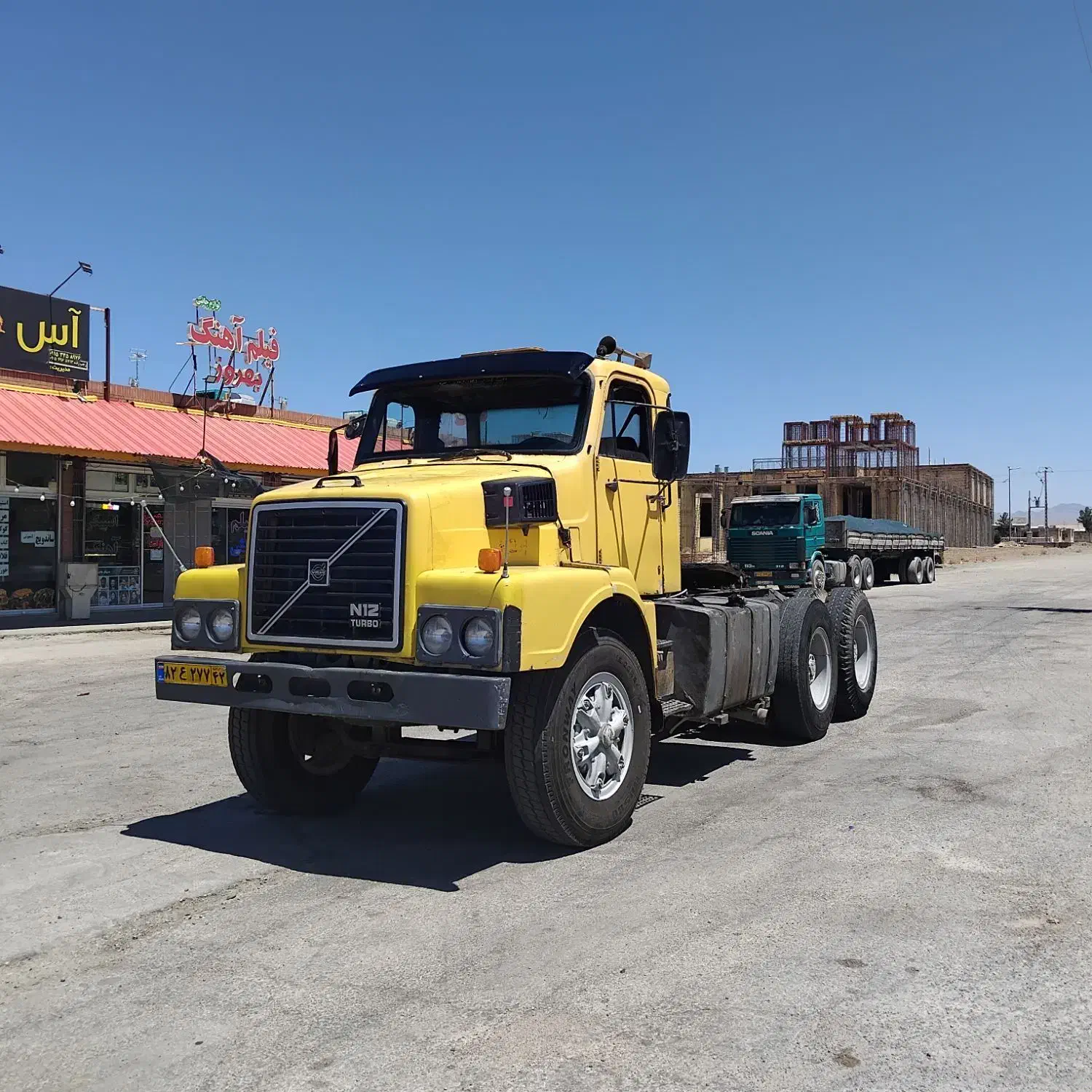 ولوو ان ۱۲متور اف توپ طلا|خودرو سنگین|چناران, |دیوار