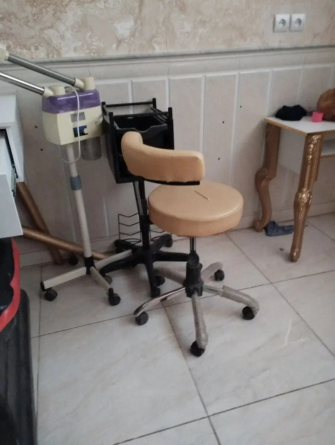 لوازم آرایشگاه|آرایشگاه و سالن‌های زیبایی|قم, شاه ابراهیم|دیوار