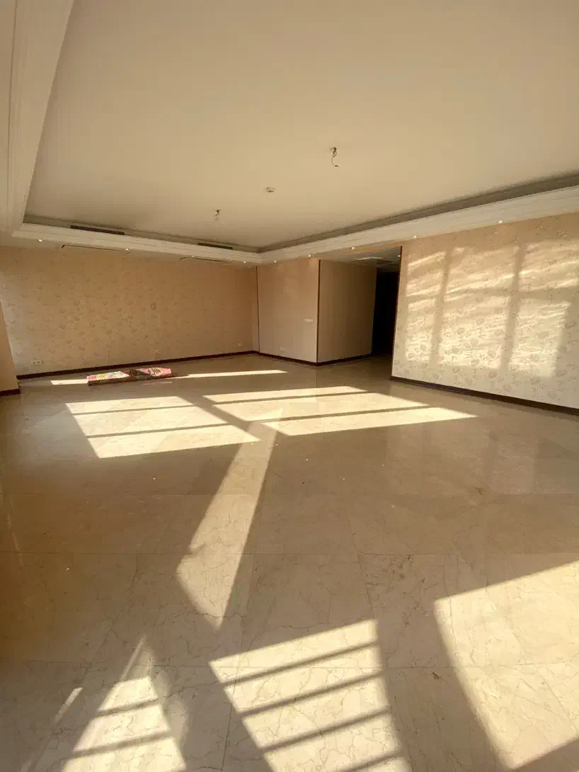 اجاره واحد ۲۲۰متر الهیه /3خواب/۲پارکینگ/فول مشاعات