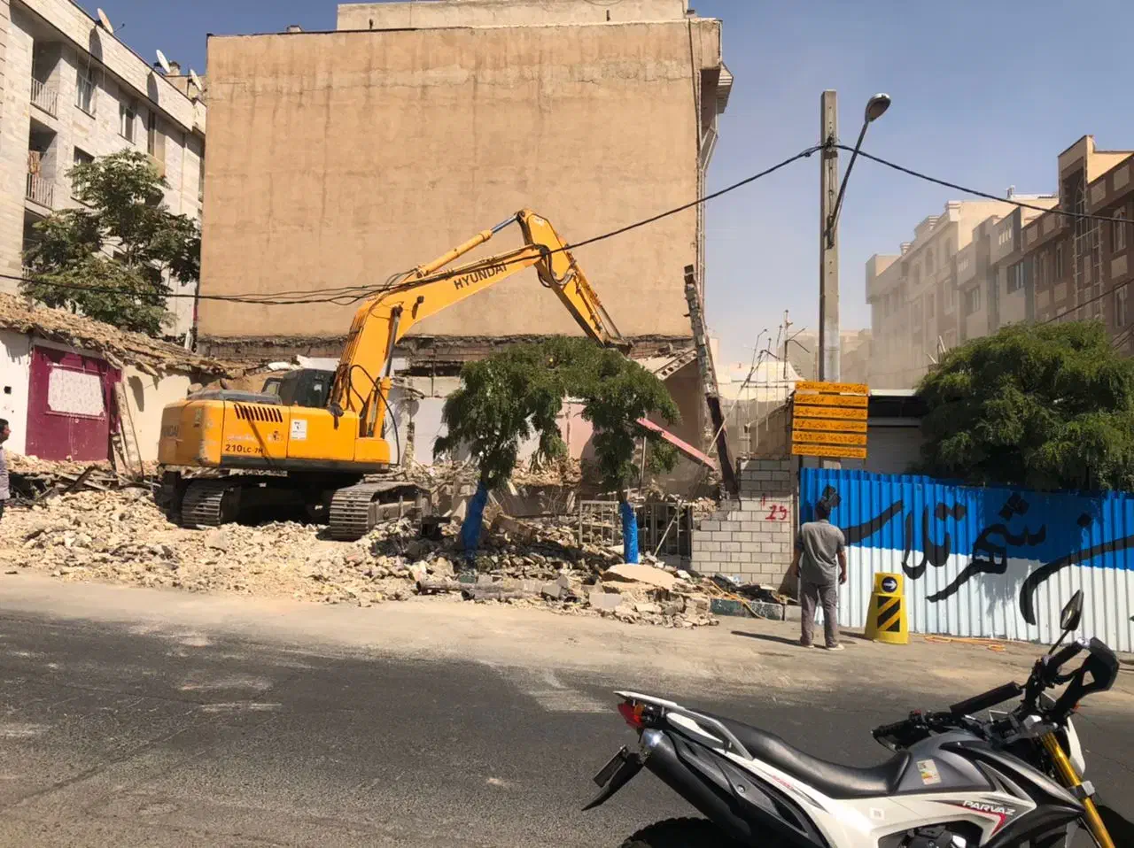 خرید ضایعات تخریب ساختمان خاکبرداری|خدمات پیشه و مهارت|تهران, ایوانک|دیوار