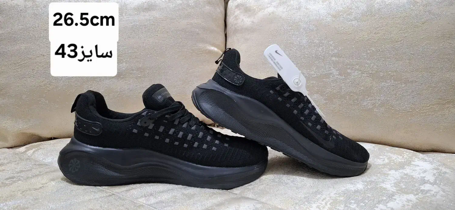 کفش اورجینال|کیف، کفش، کمربند|کاشان, عربها|دیوار