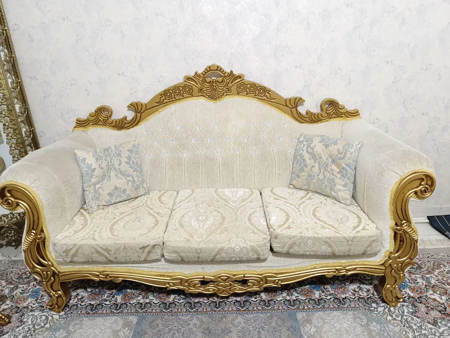 مبل درحد نو|مبلمان خانگی و میز عسلی|رباط‌کریم, رباط‌کریم|دیوار