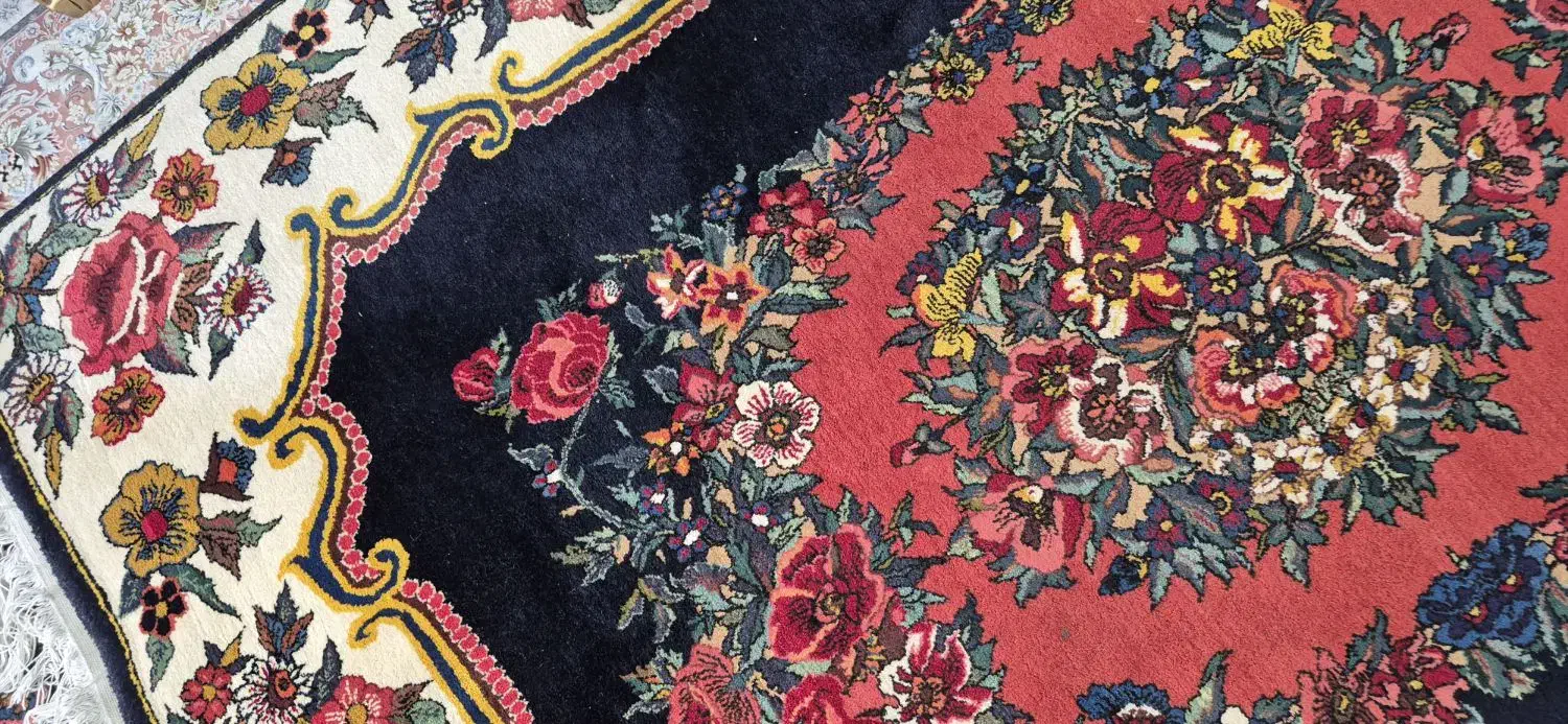 فرش قالی دست بافت|فرش|اصفهان, چرخاب|دیوار