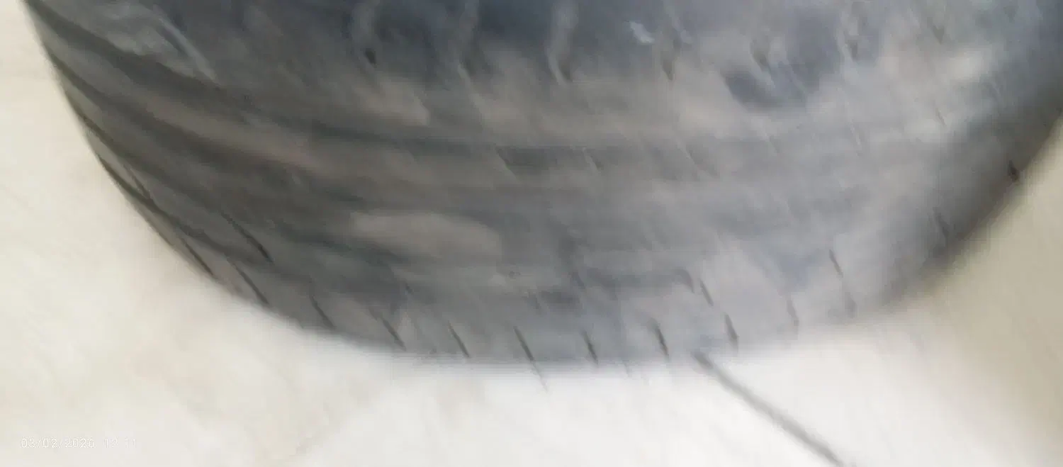 لاستیک دنا بارز|قطعات یدکی و لوازم جانبی|مشهد, امام رضا (ع)|دیوار