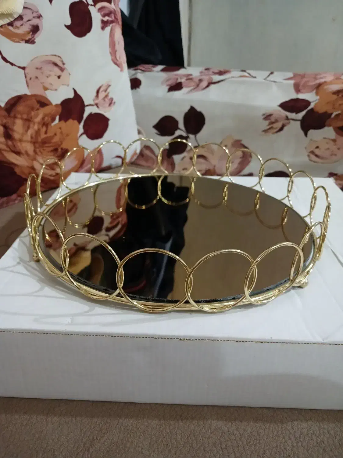 دمپایی و سینی آینه و ظرف میوه هرکدوم 200 ت|ظروف سرو و پذیرایی|فریمان, |دیوار