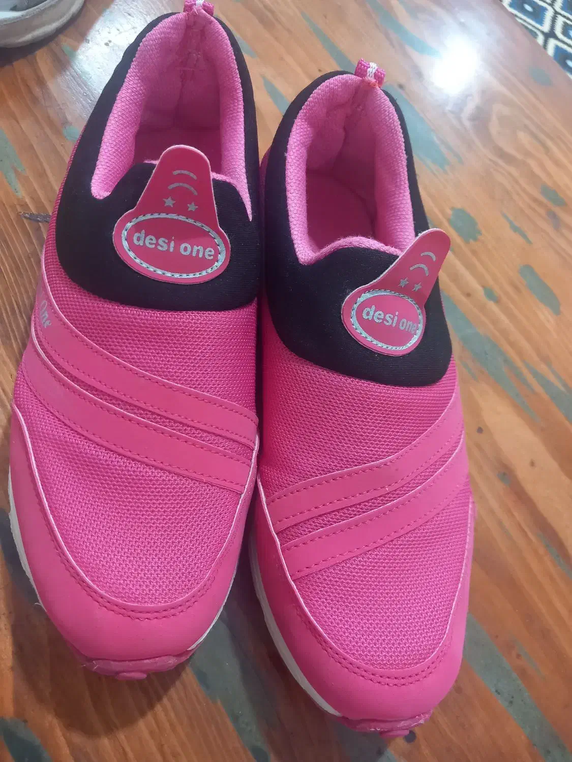 کفش دخترانه سایز۳۵ وصندل سبک سایز۳۱|کفش و لباس بچه|محمدشهر, محمدشهر|دیوار