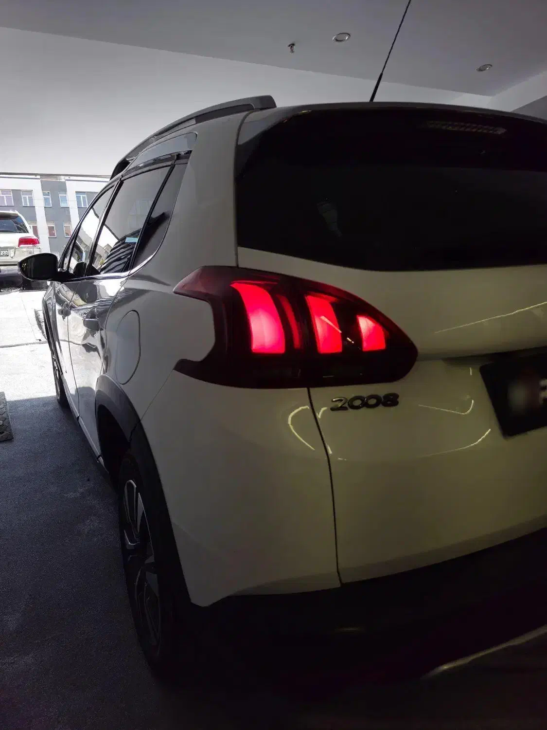 پژو ۲۰۰۸ مدل ۹۸ بدون رنگ|خودرو سواری و وانت|تهران, نیلوفر|دیوار