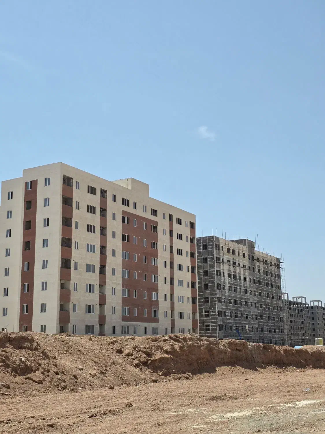 فروش آپارتمان پرند / اقساطی / چک مترو / فاز هفت|فروش آپارتمان|پرند, فاز ۷|دیوار